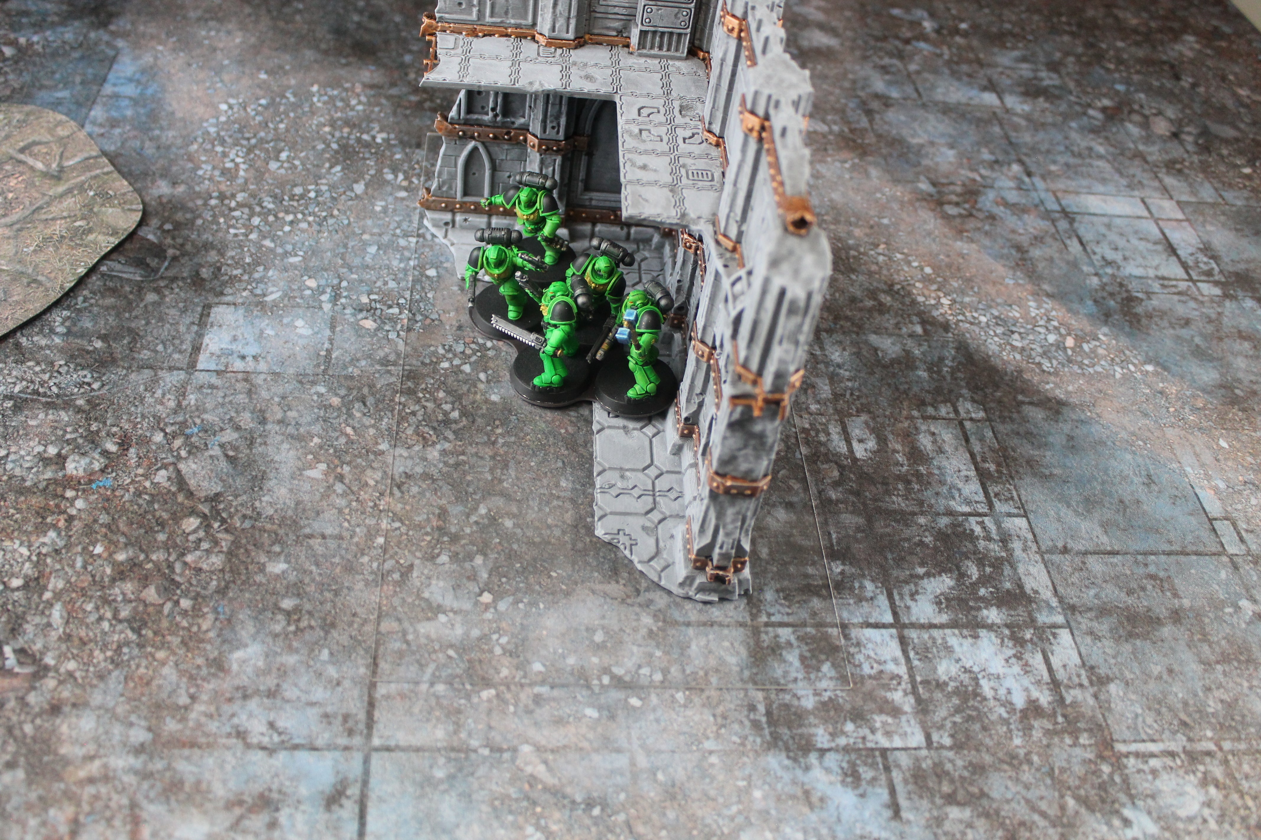 Warhammer 40K: The Best Terrain Sets To Combine - Bell of Lost Souls